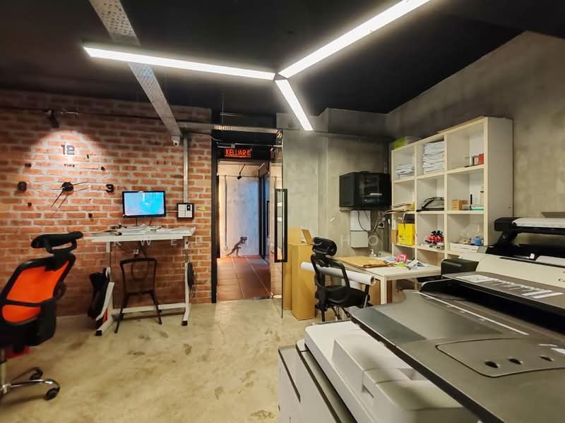 Office for Sale in Kuchai Lama (Kuala Lumpur) - Kweenie Chong - Interior - PropertyGuru.com.my
