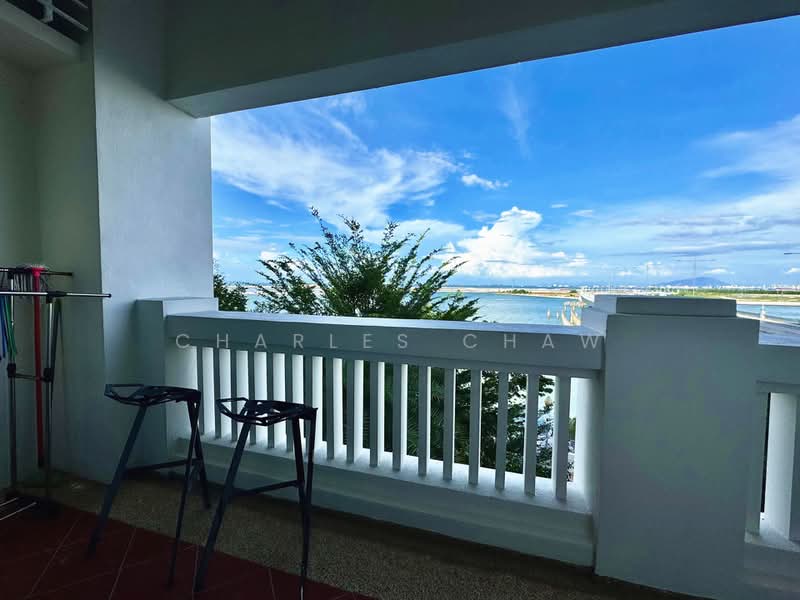 Servis Apartment untuk Disewa di Straits Quay (The Suites at Waterside) - Charles Chaw - Balcony - PropertyGuru.com.my
