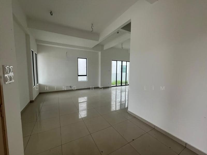Rumah Berkembar untuk Dijual di Rumah Berkembar Dua Tingkat Di Alor Setar (Alor Setar) - Ching Hsian Lim - Living Room - PropertyGuru.com.my