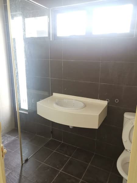 3-storey Terraced House for Rent in Bayan Lepas (Penang) - Sherlene Choo - Bathroom - PropertyGuru.com.my