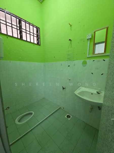 Rumah Teres 1-Tingkat untuk Dijual di Pontian (Johor) - Shereen Wong - Bathroom - PropertyGuru.com.my