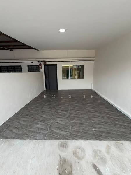 Rumah Teres 2 Tingkat untuk Dijual di Taman Mutiara (Pontian) - Marcus Tey - Entrance - PropertyGuru.com.my