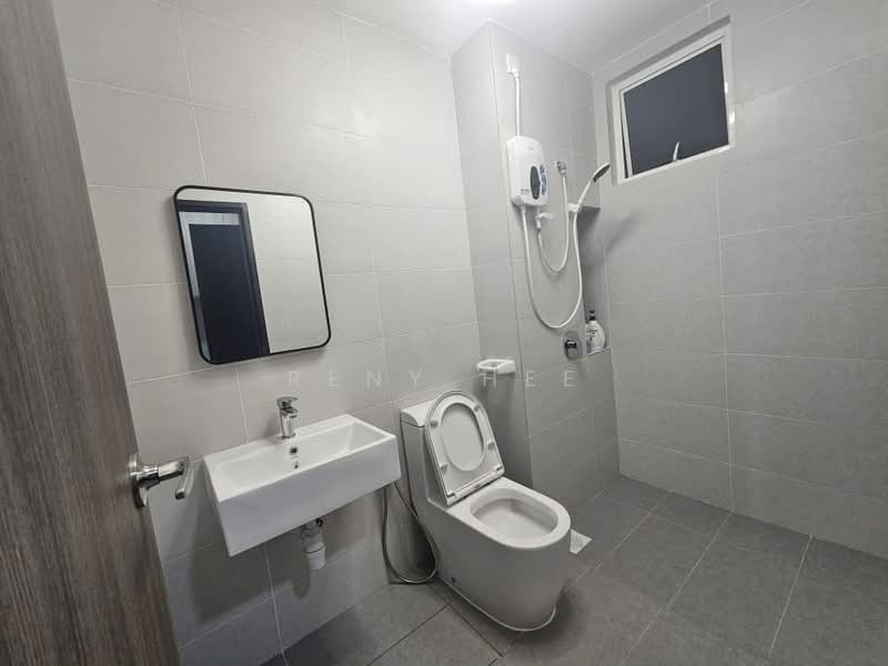 Servis Apartment untuk Disewa di TRELLIS RESIDENCES - Reny Hee - Bathroom - PropertyGuru.com.my