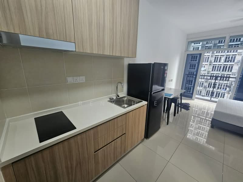 Servis Apartment untuk Disewa di TRELLIS RESIDENCES - Reny Hee - Kitchen - PropertyGuru.com.my