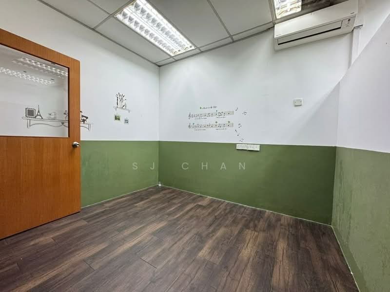 Office for Rent in Taman Molek (Johor Bahru) - SJ CHAN - PropertyGuru.com.my