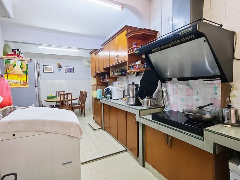 Rumah Teres 2-Tingkat untuk Dijual di Bandar Kinrara (Selangor) - Chow Kok Toong - Kitchen - PropertyGuru.com.my