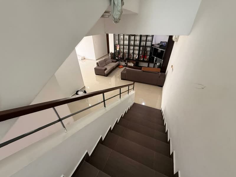 Rumah Berkembar untuk Dijual di Rawang (Selangor) - CK Yap - Living Room - PropertyGuru.com.my