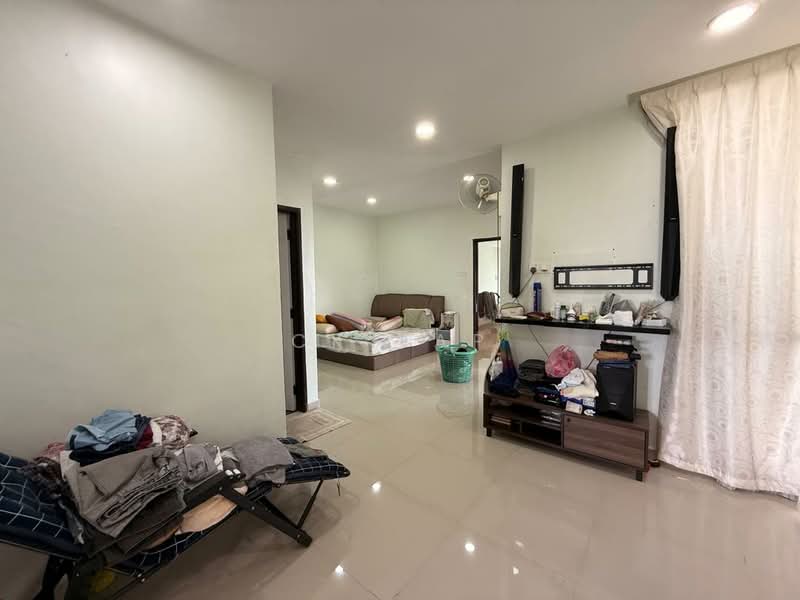 Rumah Berkembar untuk Dijual di Rawang (Selangor) - CK Yap - Living Room - PropertyGuru.com.my