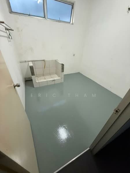 Factory for Sale in Bandar Baru Bangi (Selangor) - Eric Tham - Interior - PropertyGuru.com.my