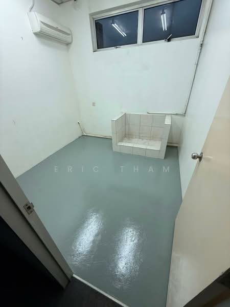 Factory for Sale in Bandar Baru Bangi (Selangor) - Eric Tham - Interior - PropertyGuru.com.my
