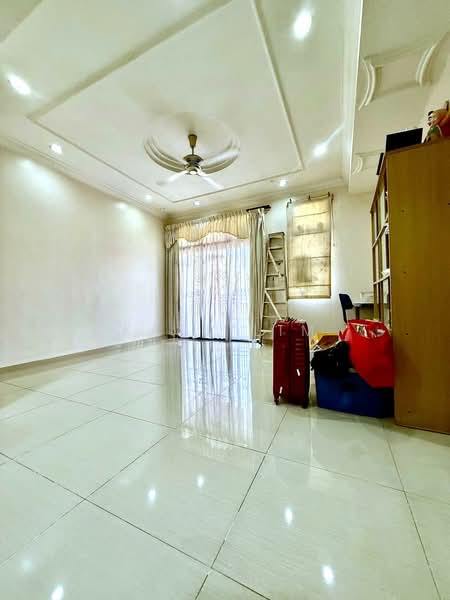 Rumah Teres 2 Tingkat untuk Dijual di Taman Desa Tebrau (Tebrau) - Karl Lim - Living Room - PropertyGuru.com.my