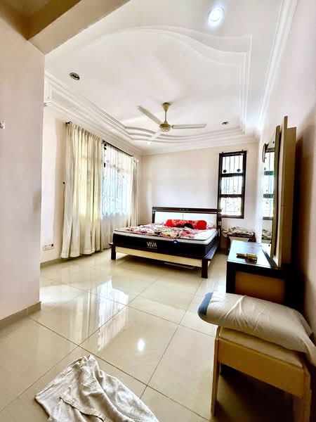 Rumah Teres 2 Tingkat untuk Dijual di Taman Desa Tebrau (Tebrau) - Karl Lim - Bedroom - PropertyGuru.com.my