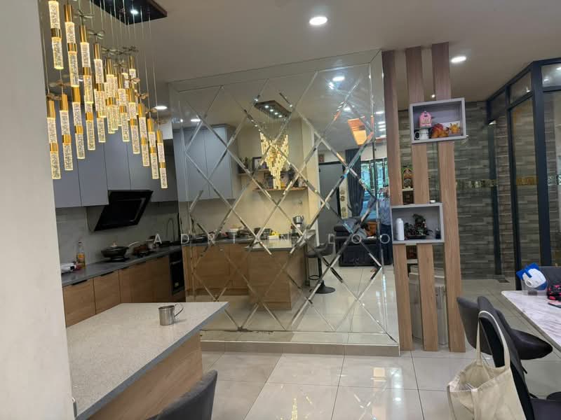 Rumah Teres 3 Tingkat untuk Dijual di Puchong (Selangor) - Adrian Loo - Kitchen - PropertyGuru.com.my
