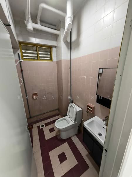 Apartment for Sale at Tasik Heights Apartment - Samantha Sun - Bathroom - PropertyGuru.com.my