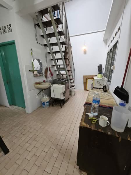 Rumah Teres 1 Tingkat untuk Dijual di Batu 9 (Cheras) - Esharani . - PropertyGuru.com.my