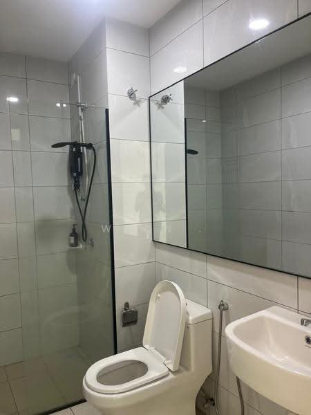Kediaman Servis untuk Dijual di Amber Cove - Woon . - Bathroom - PropertyGuru.com.my