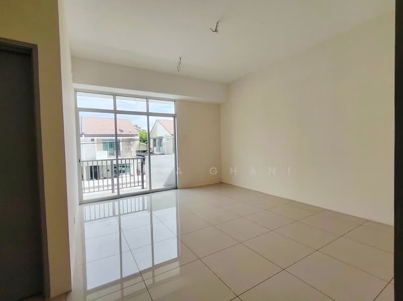 Rumah Teres 2 Tingkat untuk Dijual di Bukit Mertajam (Penang) - Azura Ghani - Living Room - PropertyGuru.com.my