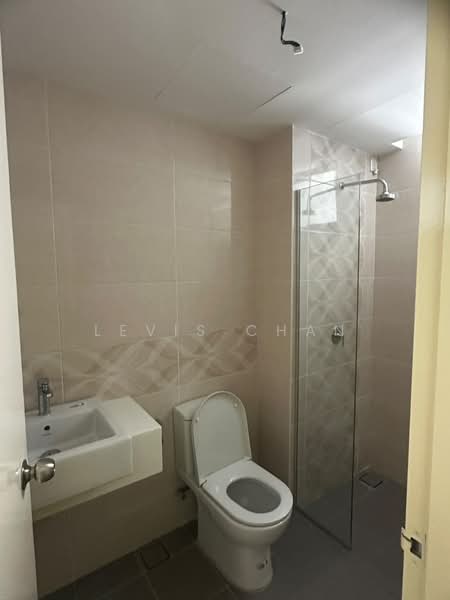 Kondominium untuk Disewa di Brezza Hill - Levis Chan - Bathroom - PropertyGuru.com.my