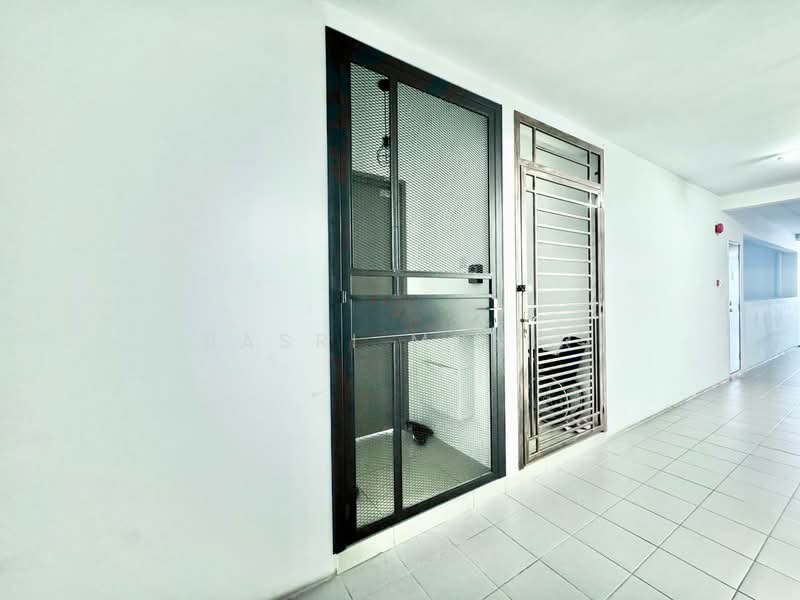 Kondominium untuk Disewa di Platinum Splendor Residence - Basri Munir - Corridor - PropertyGuru.com.my