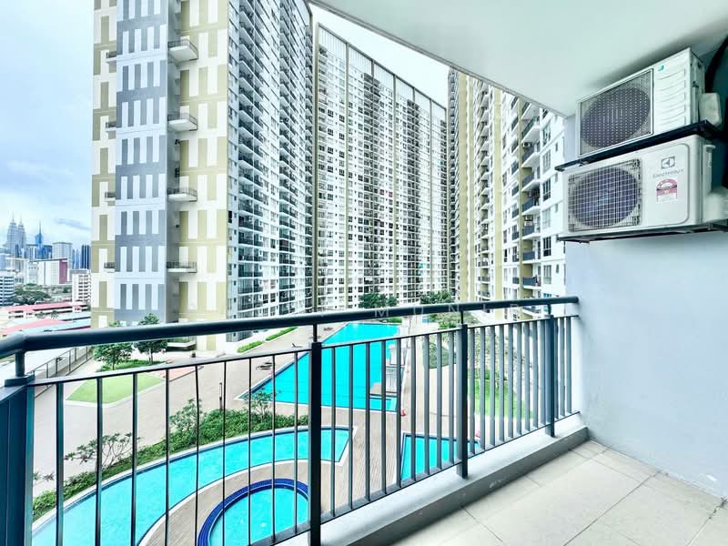Kondominium untuk Disewa di Platinum Splendor Residence - Basri Munir - Balcony - PropertyGuru.com.my