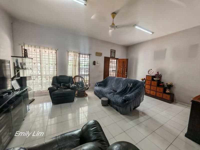 Rumah Teres 2 Tingkat untuk Dijual di Bandar Bukit Tinggi 2 (Klang) - Emily Lim - Living Room - PropertyGuru.com.my