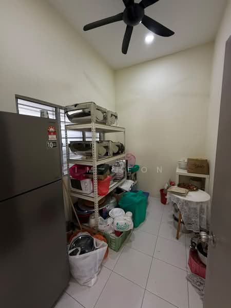 1-storey Terraced House for Sale in Taman Sentosa (Klang) - Lim Jeon - Kitchen - PropertyGuru.com.my