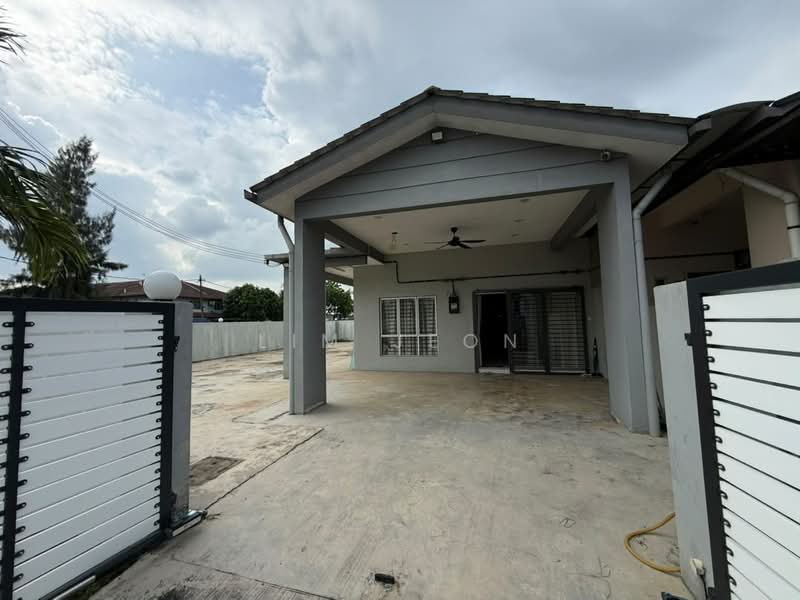 1-storey Terraced House for Sale in Taman Sentosa (Klang) - Lim Jeon - Exterior - PropertyGuru.com.my