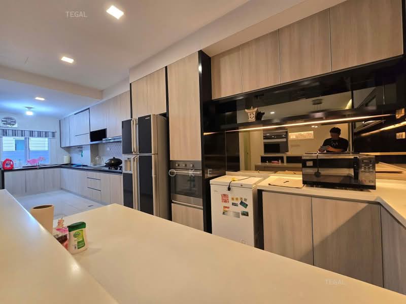 Rumah Berkembar untuk Dijual di Setia Damai (Setia Alam) - Loke . - Kitchen - PropertyGuru.com.my