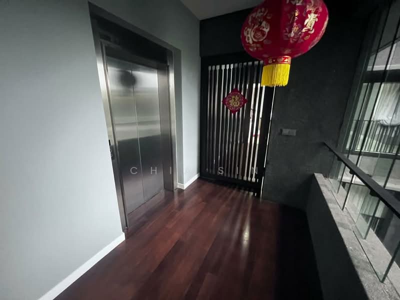 Kondominium untuk Disewa di Dedaun Condominium - Chia Sin - Corridor - PropertyGuru.com.my