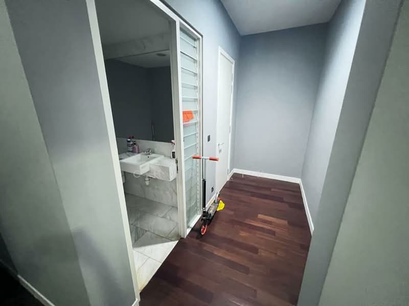 Kondominium untuk Disewa di Dedaun Condominium - Chia Sin - Bathroom - PropertyGuru.com.my