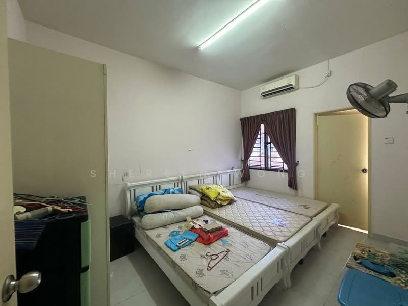 2-storey Terraced House for Sale in Johor Bahru (Johor) - Shereen Wong - Bedroom - PropertyGuru.com.my