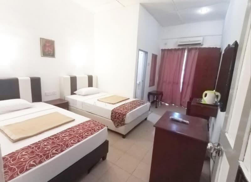 Hotel / Resort for Sale in Manjung (Perak) - Halim HP - Bedroom - PropertyGuru.com.my
