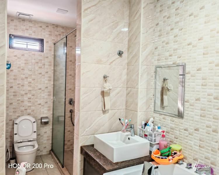 Semi-Detached House for Sale in Saujana Impian (Kajang) - Azli Ibrahim - Bathroom - PropertyGuru.com.my