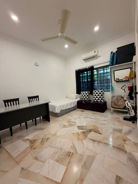 Bungalow for Sale in Kampung Bahru (Johor Bahru) - Fiona Lai - Bedroom - PropertyGuru.com.my