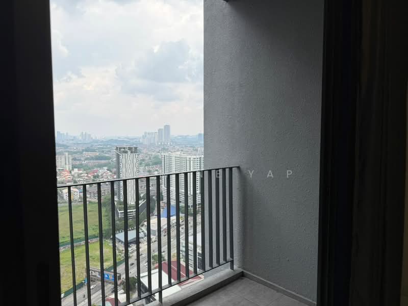 Servis Apartment untuk Disewa di Millerz Square Serviced Residence - Jasmine Yap - Balcony - PropertyGuru.com.my