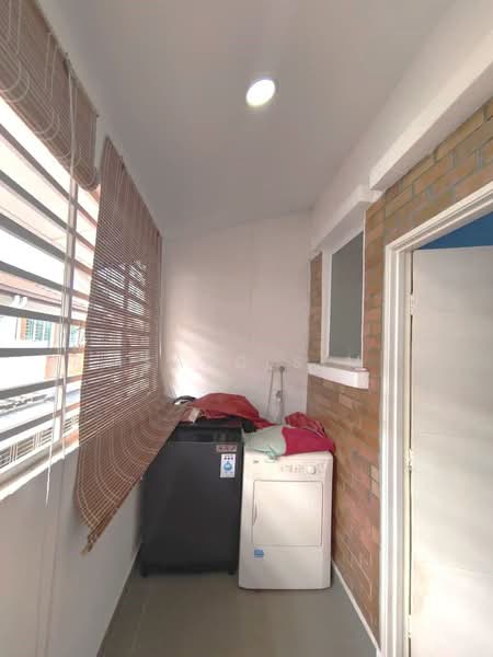 Rumah Teres 2 Tingkat untuk Disewa di Goodview Heights (Kajang) - Isaac Sim - Balcony - PropertyGuru.com.my