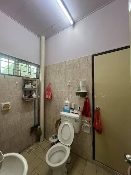 Rumah Teres 2 Tingkat untuk Dijual di Taman Seri Murni (Butterworth) - Leesa Cheah - Bathroom - PropertyGuru.com.my