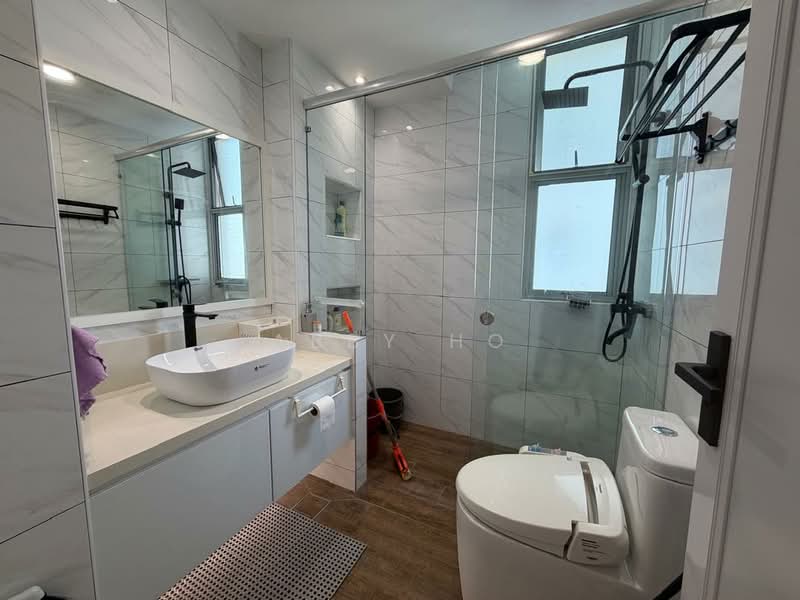 Kondominium untuk Disewa di Ocean Palms Condominium - Abby Ho - Bathroom - PropertyGuru.com.my