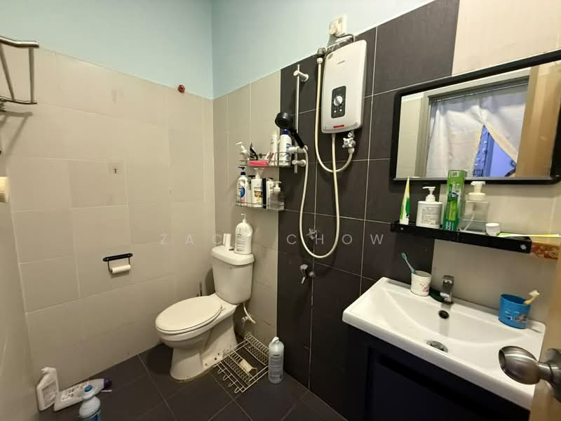 2-storey Terraced House for Sale in Bandar Jaya Putra (Johor Bahru) - Zack Chow - Bathroom - PropertyGuru.com.my