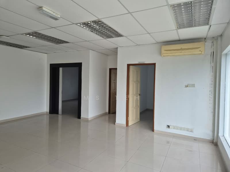 Detached Factory for Rent in Taman Industri Alam Jaya (Puncak Alam) - Ms Teh - Interior - PropertyGuru.com.my