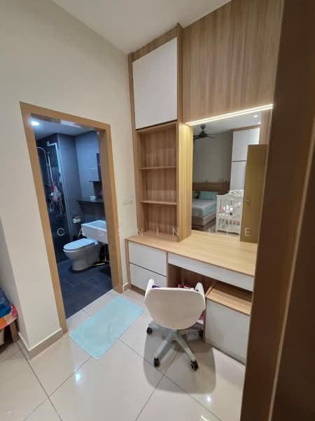 Kondominium untuk Dijual di Platinum OUG Residence - Cassnin Lee - Bathroom - PropertyGuru.com.my