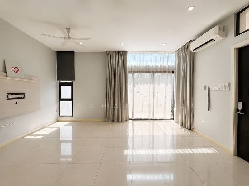 Rumah Teres 3.5 Tingkat untuk Disewa di Rawang (Selangor) - Visaghan Naidu - Living Room - PropertyGuru.com.my
