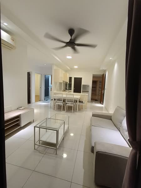 Kondominium untuk Disewa di TRI PINNACLE - Peggy Tan - Living Room - PropertyGuru.com.my