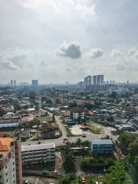 Pangsapuri untuk Disewa di Residensi Larkin Indah - Brandon Chua - Exterior - PropertyGuru.com.my