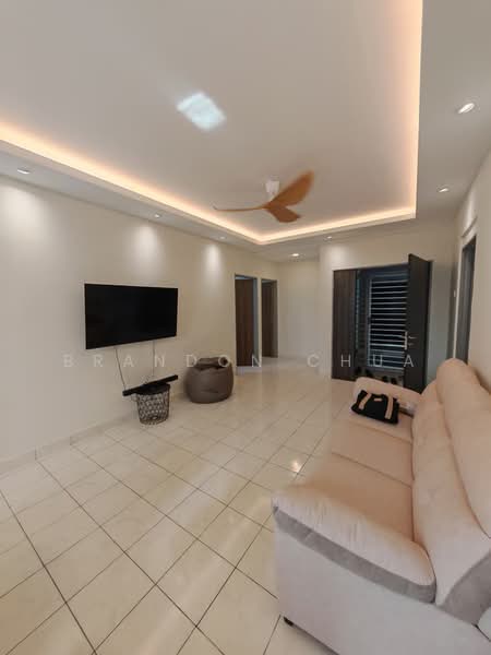 Pangsapuri untuk Disewa di Residensi Larkin Indah - Brandon Chua - Living Room - PropertyGuru.com.my