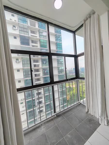 Pangsapuri untuk Disewa di Residensi Larkin Indah - Brandon Chua - Balcony - PropertyGuru.com.my