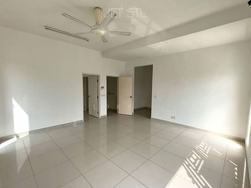 Rumah Berkembar untuk Dijual di Setia Damai (Setia Alam) - Loke . - Living Room - PropertyGuru.com.my