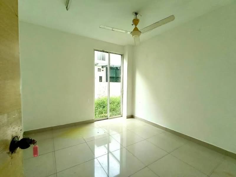 Rumah Berkembar untuk Dijual di Setia Damai (Setia Alam) - Loke . - Interior - PropertyGuru.com.my