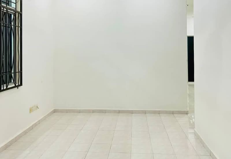 1-storey Terraced House for Sale in Taman Saujana Indah (Bukit Katil) - CHIN FN - Interior - PropertyGuru.com.my