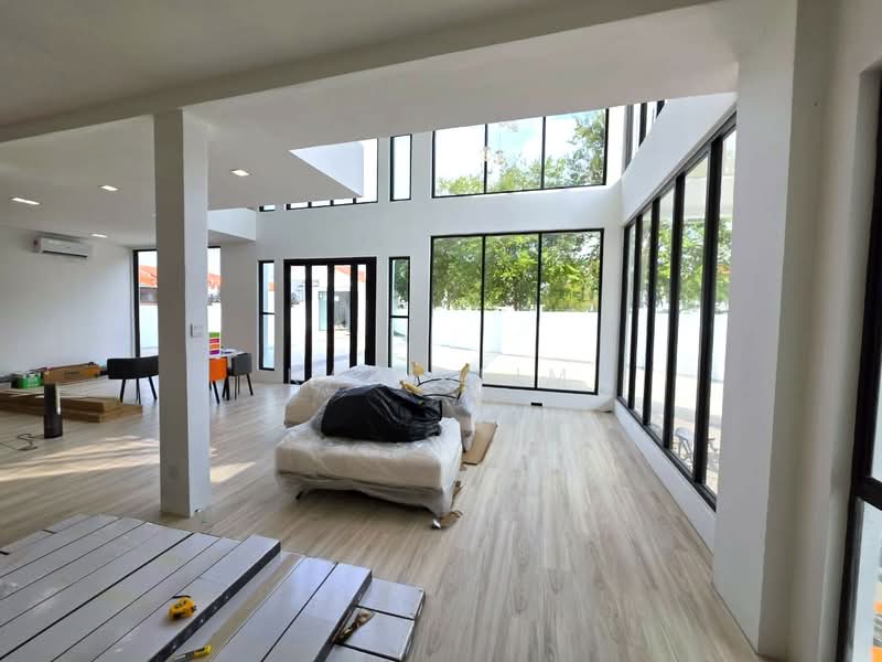 Rumah Teres 2 Tingkat untuk Dijual di Bandar Dato Onn (Tebrau) - Karl Lim - Living Room - PropertyGuru.com.my